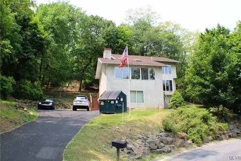 704 E 9th St, Bethlehem, PA 18015