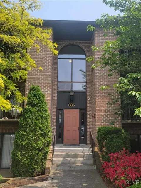 885 Cold Spring Rd #10, Allentown, PA 18103