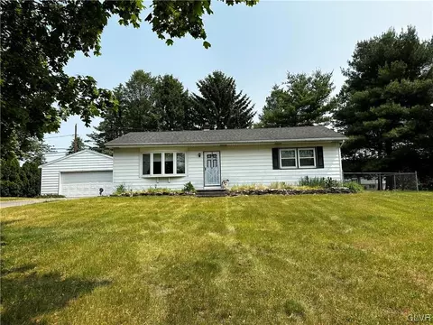 7109 Herber Rd, New Tripoli, PA 18066