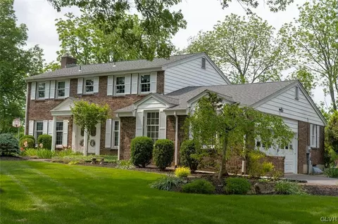 840 Wedgewood Rd, Bethlehem, PA 18017