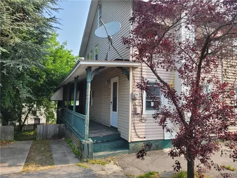 239 E Bertsch St, Lansford, PA 18232