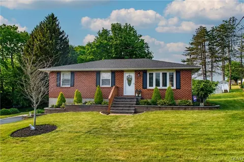 121 Gallagher Rd, Fullerton, PA 18052
