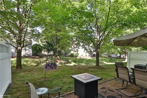 1934 Pine Ct, Hellertown, PA 18055 photo 42