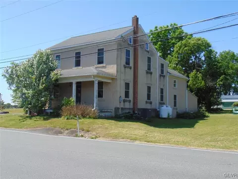 807 Montgomery Ave, Boyertown, PA 19512