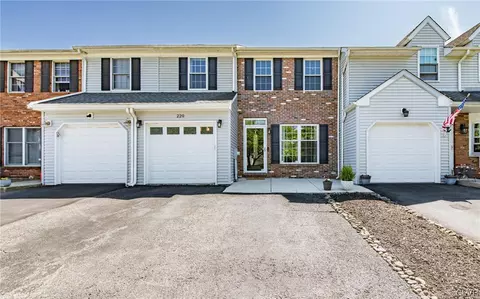 220 Village Walk Dr, Macungie, PA 18062