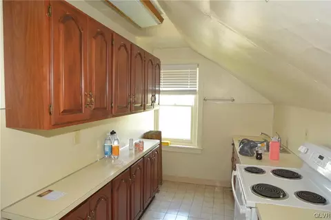 123 E Market St, Bethlehem, PA 18018 photo 37