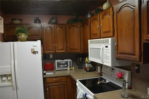 123 E Market St, Bethlehem, PA 18018 photo 10