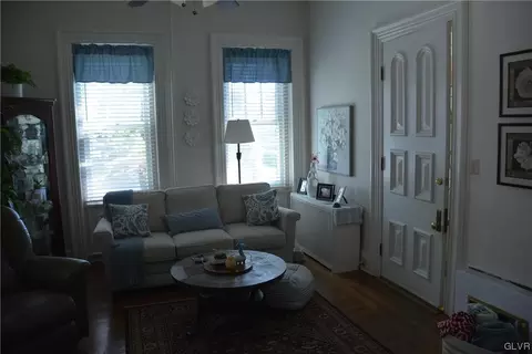 123 E Market St, Bethlehem, PA 18018 photo 4