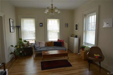 123 E Market St, Bethlehem, PA 18018 photo 20