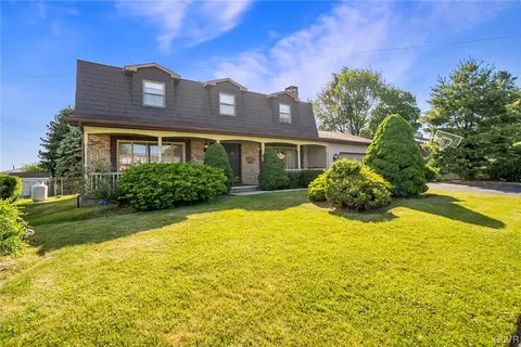 4464 N Church St, Whitehall, PA 18052
