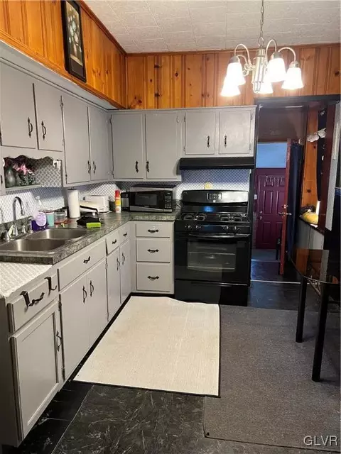 414 E Laurel St, Bethlehem, PA 18018 photo 7