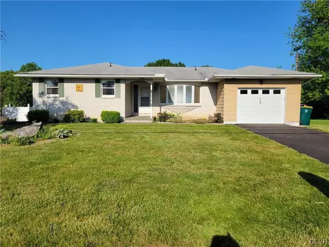 103 Brentwood Ave, Palmer Township, PA 18045