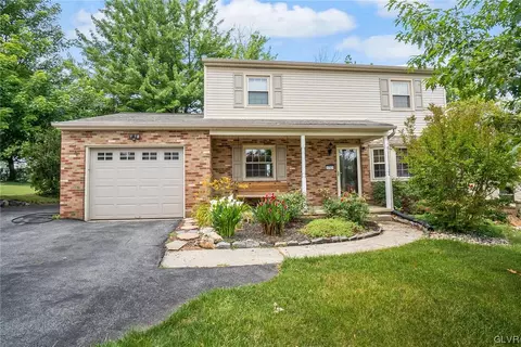 1701 W Minor Rd, Emmaus, PA 18049