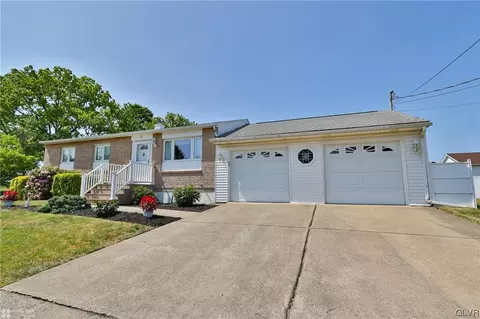 3739 Washington St, Bethlehem, PA 18020