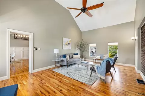71 E Walnut St, Bethlehem, PA 18018 photo 34