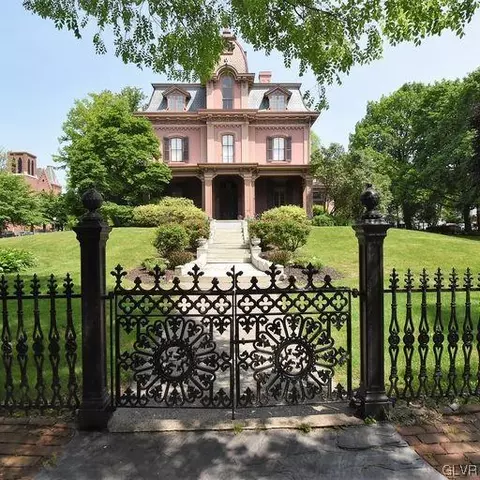 510 High St #4, Bethlehem, PA 18018
