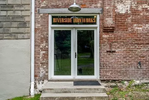 3 N Delaware Dr #4, Easton, PA 18042