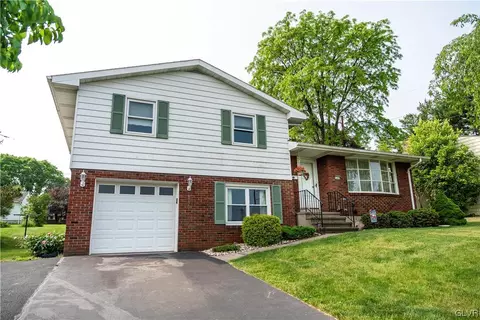 1228 Pennsylvania St, Fullerton, PA 18052