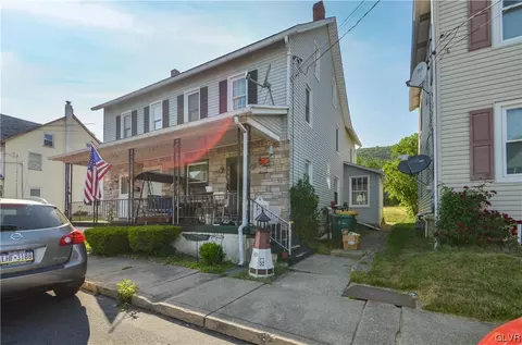 713 William St, Pen Argyl, PA 18072