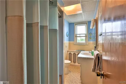 244 E Goepp St, Bethlehem, PA 18018 photo 18