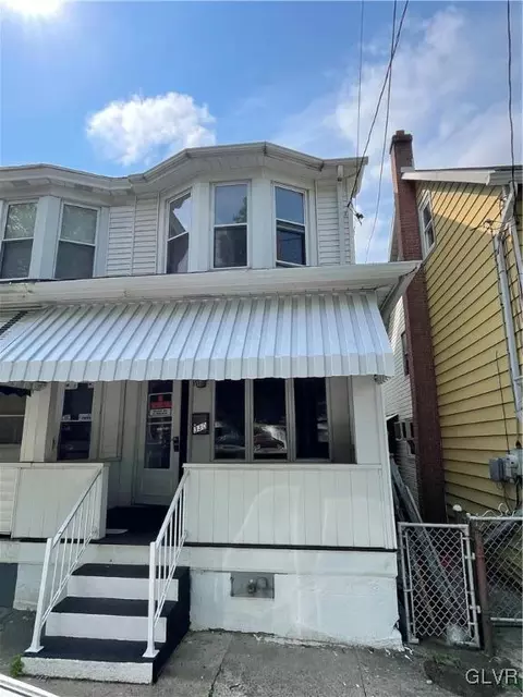330 W Patterson St, Lansford, PA 18232
