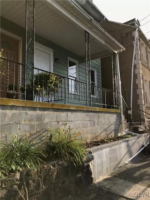 810 Lincoln St, Easton, PA 18042