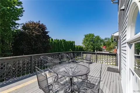 522 Easter Ter, Bath, PA 18014 photo 22