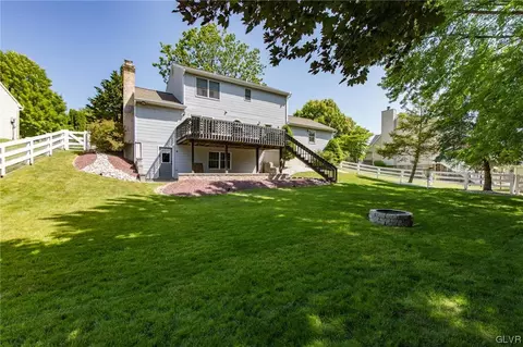 522 Easter Ter, Bath, PA 18014 photo 26