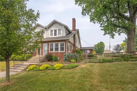 2821 Helen St, Allentown, PA 18104