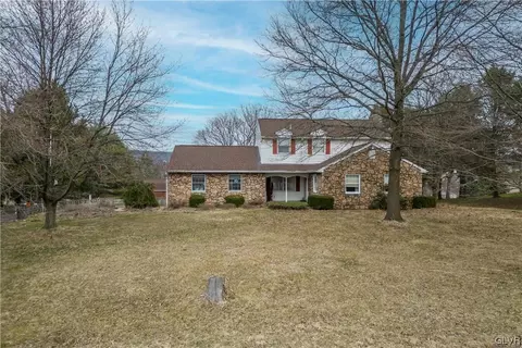 3250 Vista Dr, Danielsville, PA 18038