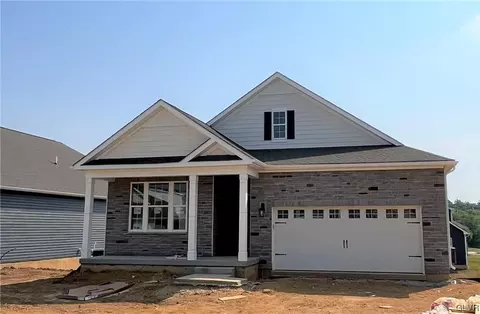 7924 Keystone Dr, Breinigsville, PA 18031