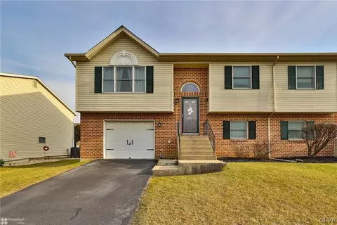 847 Catherine Dr, Coplay, PA 18037