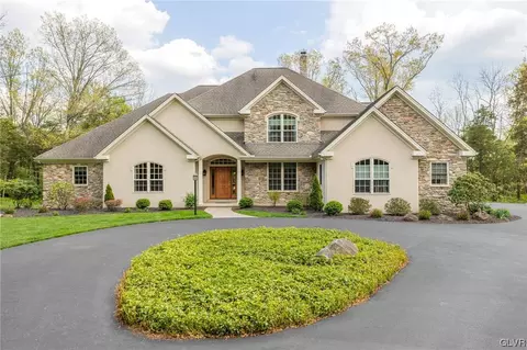 2165 Ward Rd, Pennsburg, PA 18073