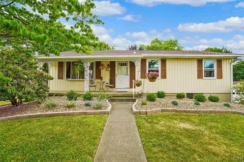 2837 Brandon Rd, Bethlehem, PA 18017