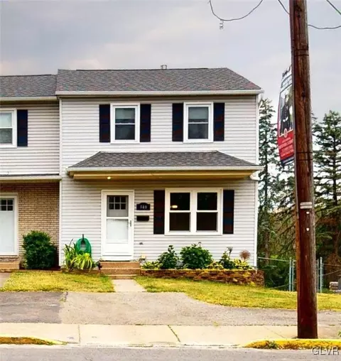 340 Main St, Northampton, PA 18067