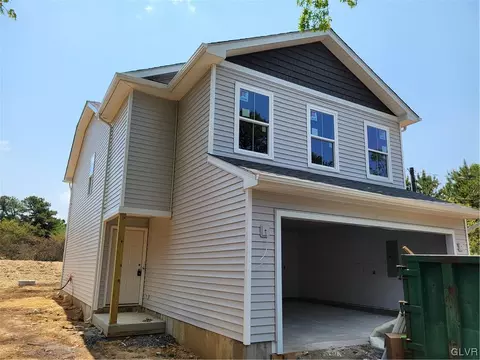 54 Robertson Rd, Jim Thorpe, PA 18229