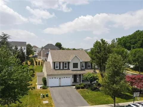 3850 Fire Brick Rd, Macungie, PA 18062
