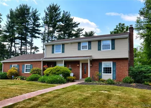 832 Americus Dr, Allentown, PA 18103