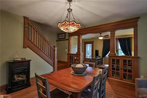 112 E High St, Hellertown, PA 18055 photo 14