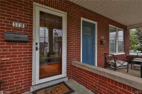 112 E High St, Hellertown, PA 18055 photo 3