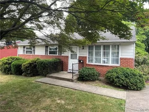 415 16th Ave, Bethlehem, PA 18018