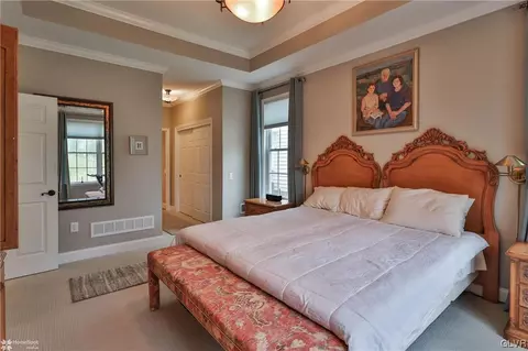 1035 Declaration Dr, Bethlehem, PA 18017 photo 25