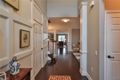 1035 Declaration Dr, Bethlehem, PA 18017 photo 5
