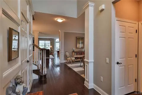 1035 Declaration Dr, Bethlehem, PA 18017 photo 4
