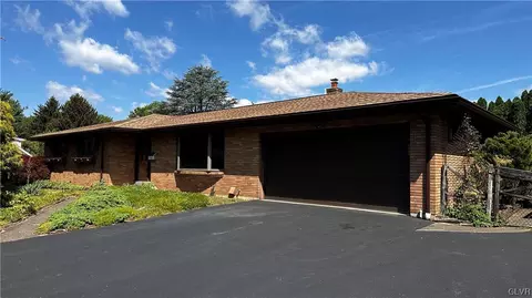 3251 Clifton Ave, Bethlehem, PA 18020