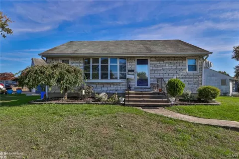 1522 Kaywin Ave, Bethlehem, PA 18018