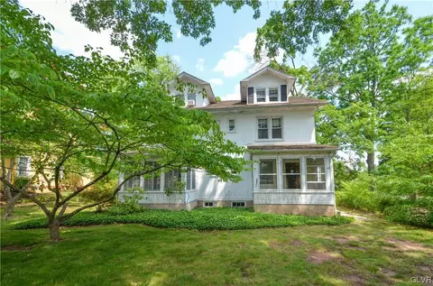 30 6th Ave, Collegeville, PA 19426