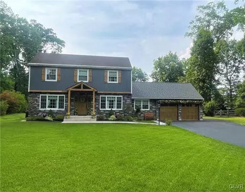 1470 Stafore Dr, Bethlehem, PA 18017