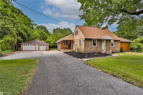 7555 Railroad St, Trexlertown, PA 18087