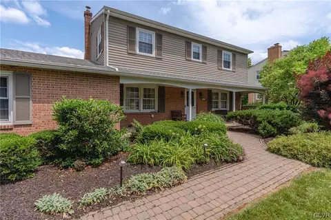 965 Donald Dr, Emmaus, PA 18049